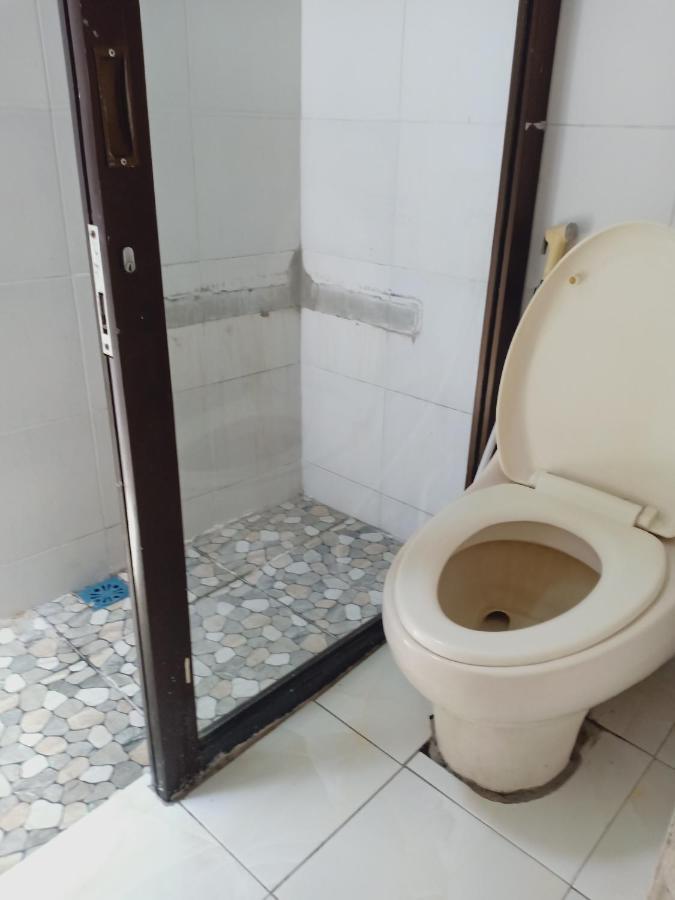 Gusti Homestay Kerobokan Exterior foto